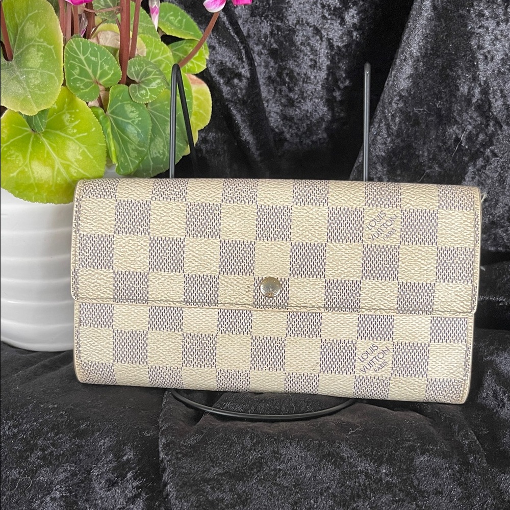 Louis Vuitton Damier Azur Cream and Brown Wallet w/ original packaging